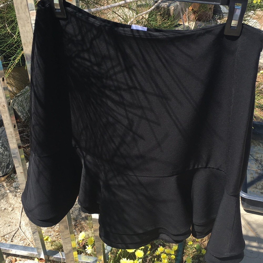 White and black House Market skirt size 4